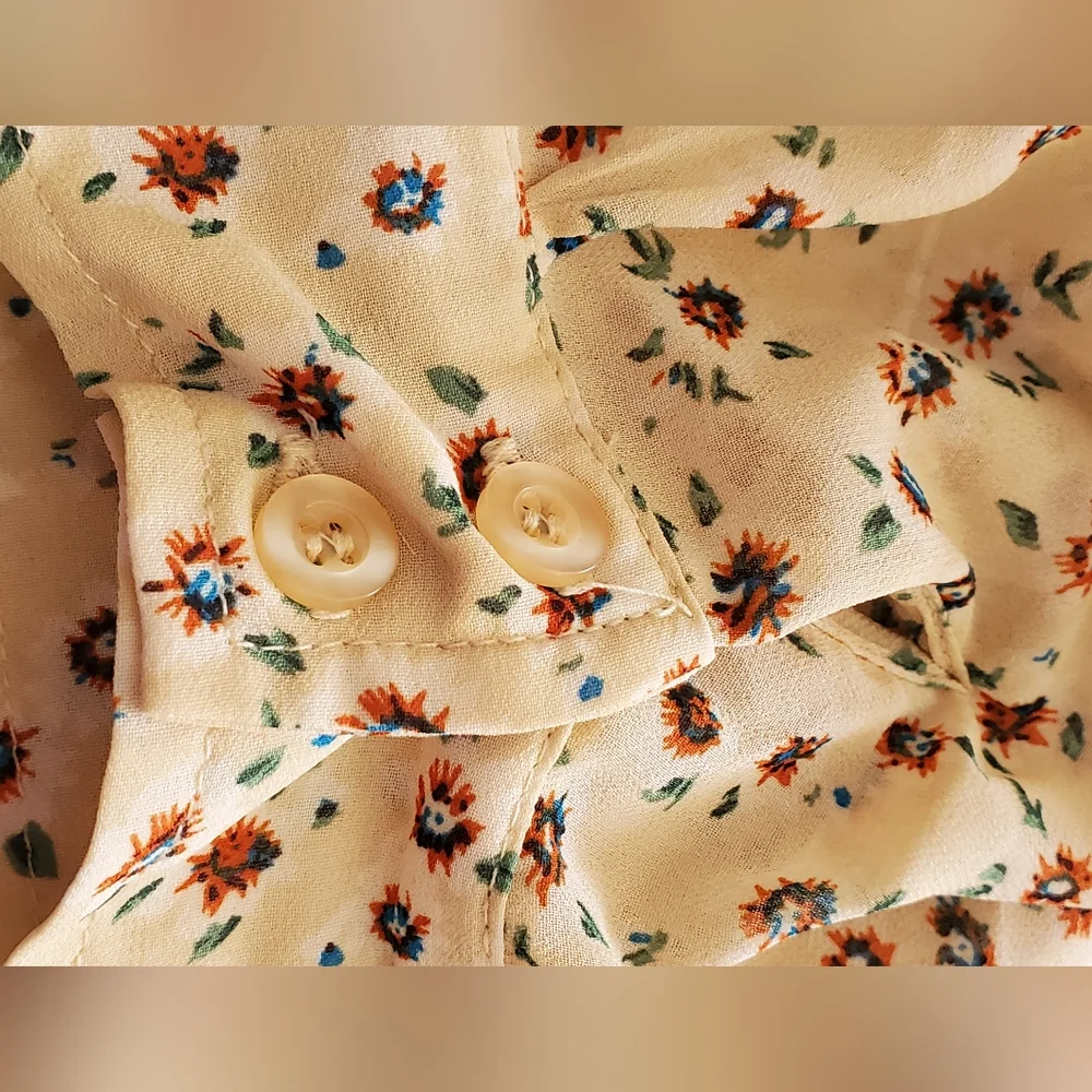 Vintage Mine Floral Crop Top Tie-Front Blouse - Picture 6 of 11